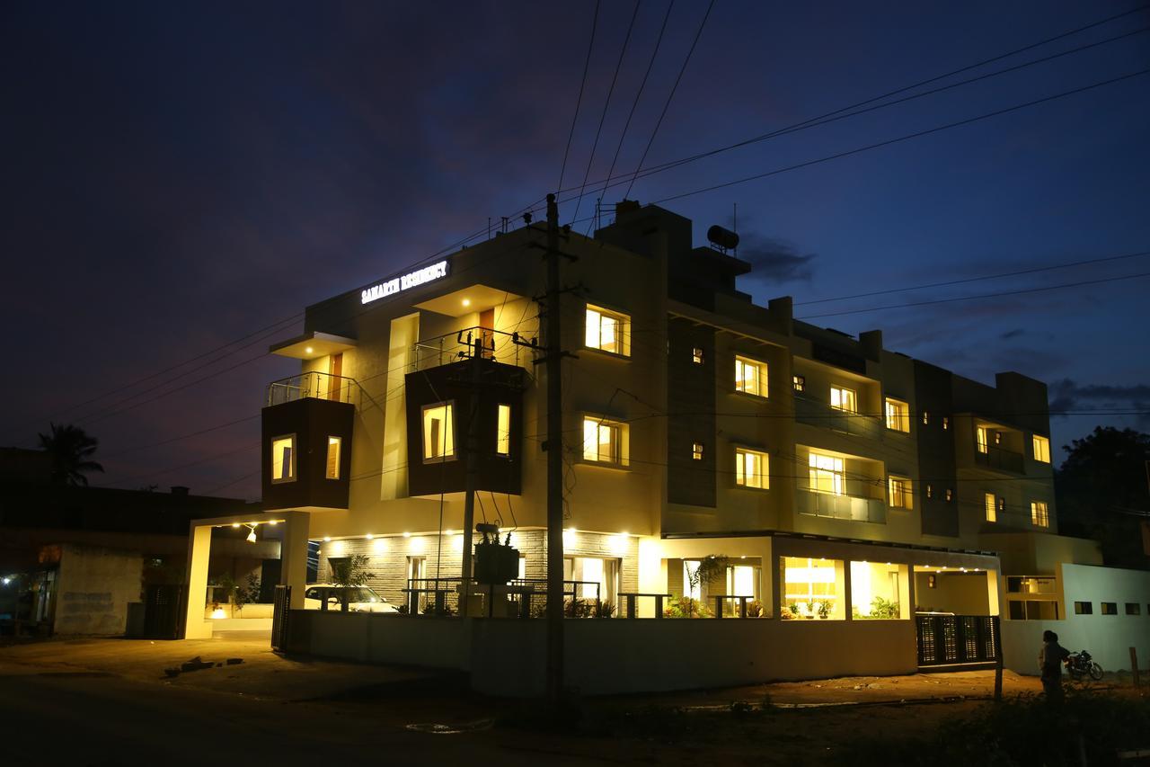 Отель Samarth Residency Хоспет Экстерьер фото